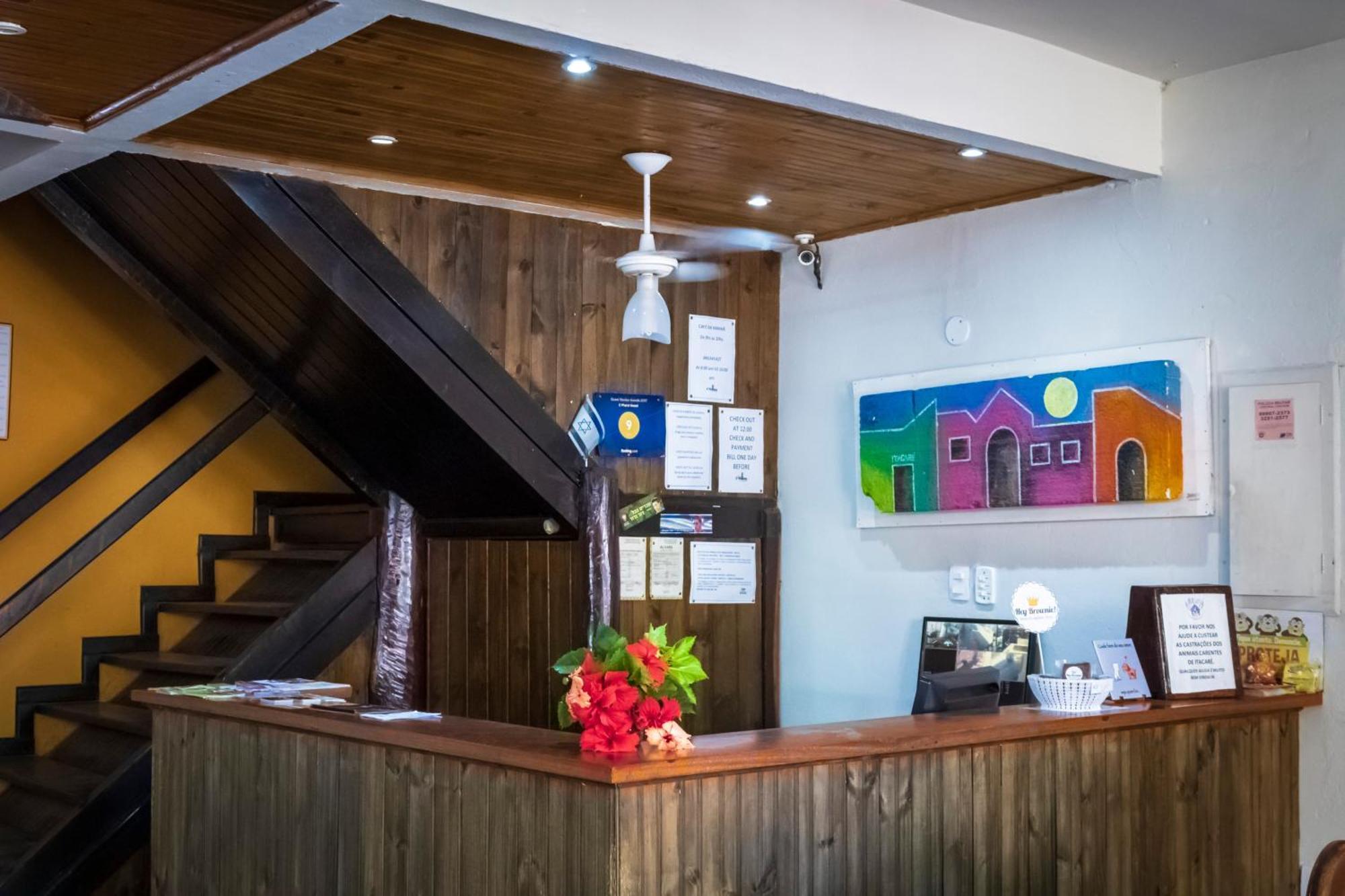 O Pharol Hostel E Pousada 伊塔卡雷 外观 照片