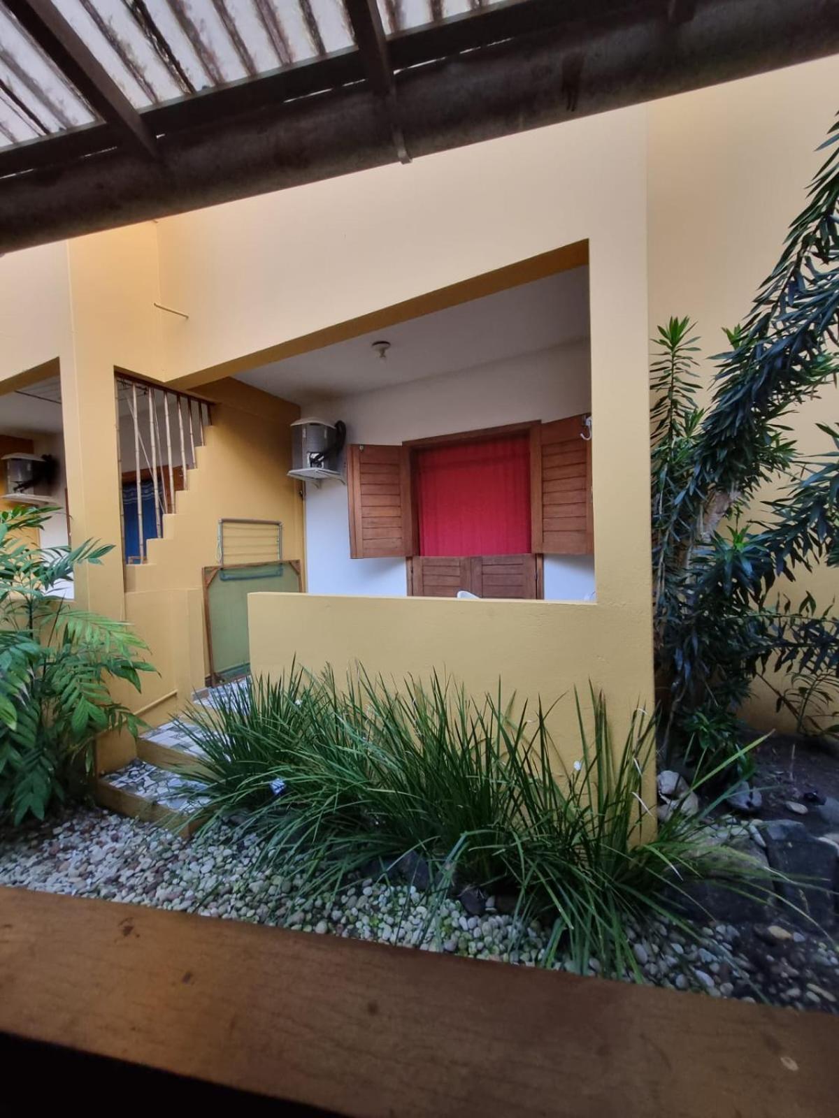 O Pharol Hostel E Pousada 伊塔卡雷 外观 照片