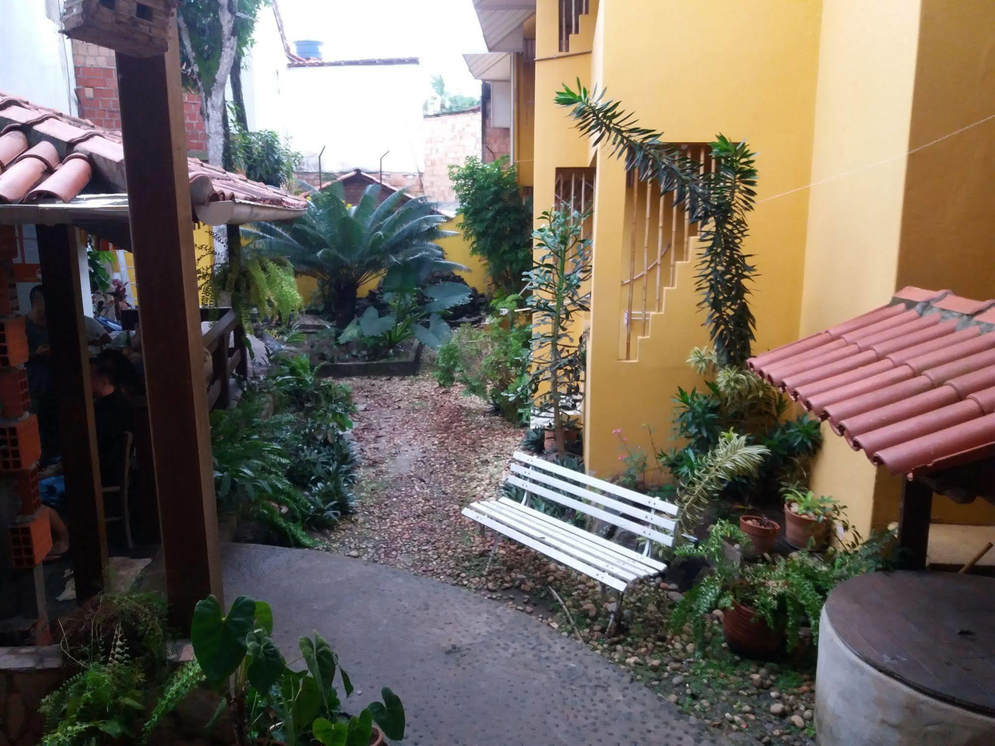 O Pharol Hostel E Pousada 伊塔卡雷 外观 照片