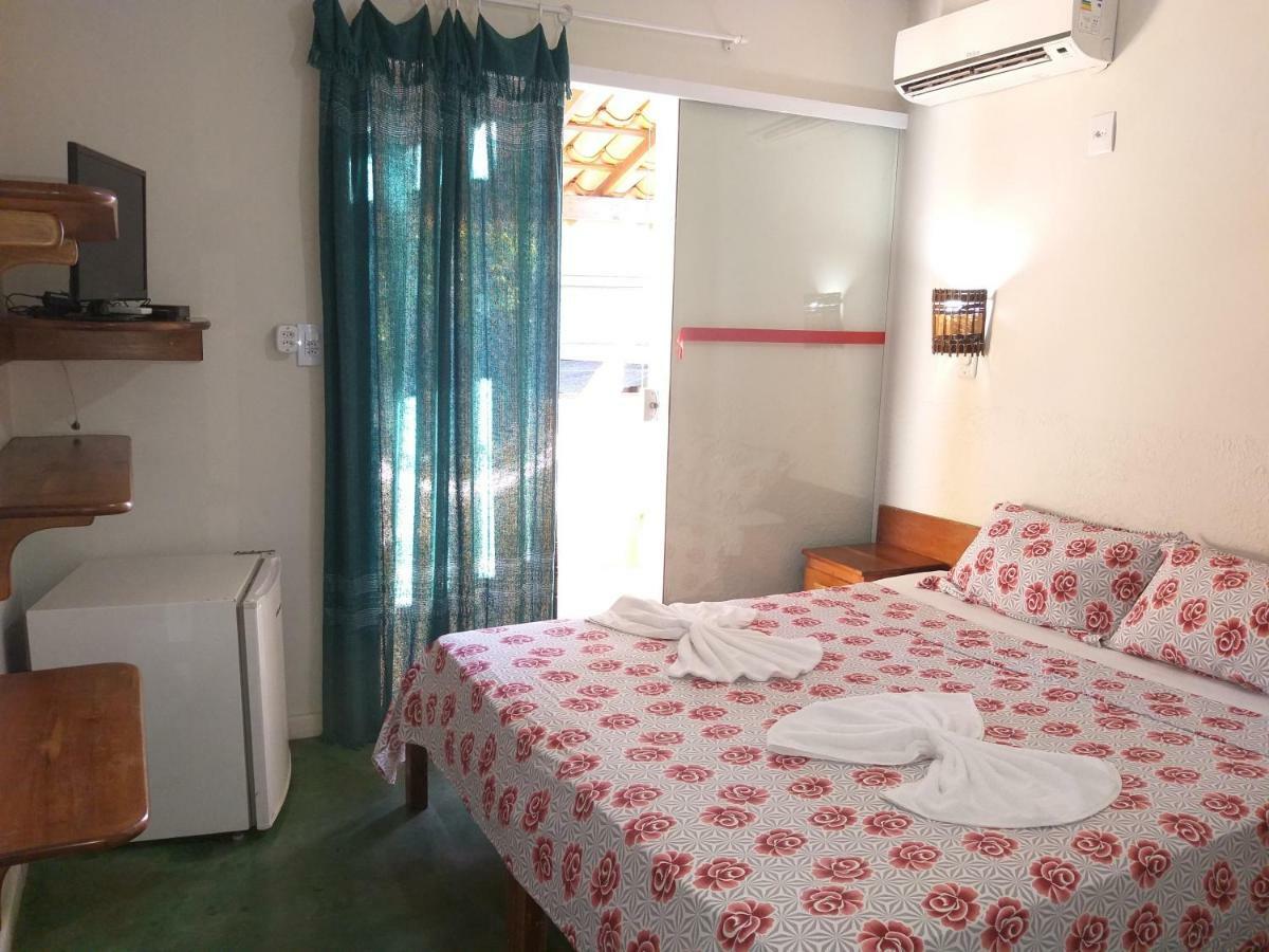 O Pharol Hostel E Pousada 伊塔卡雷 外观 照片