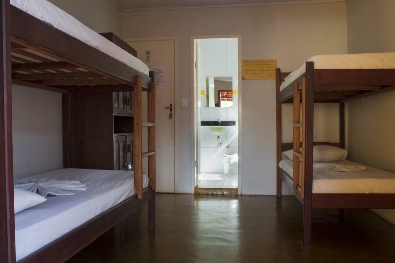 O Pharol Hostel E Pousada 伊塔卡雷 外观 照片
